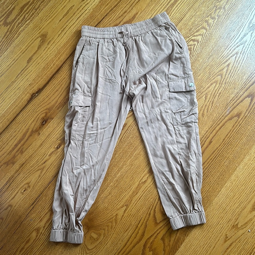 Tan cargo pants - size L